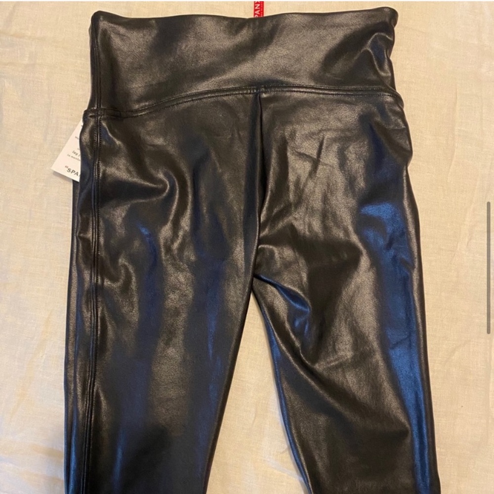 NWT BLACK SPANX LEATHER LEGGINGS BLOGGER FAVE SOLD OUT M - Picture 7 of 9